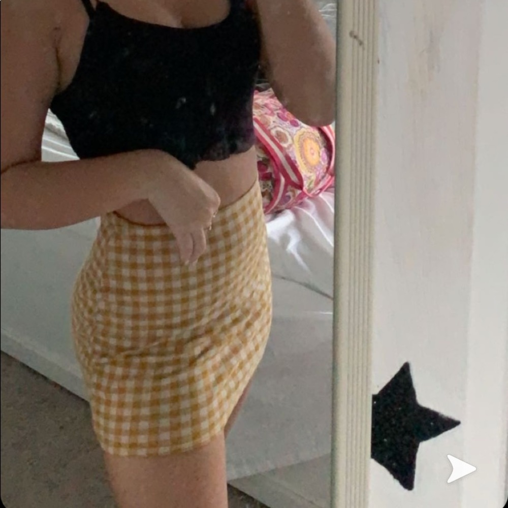 Yellow Checkered Body Con Skirt!!